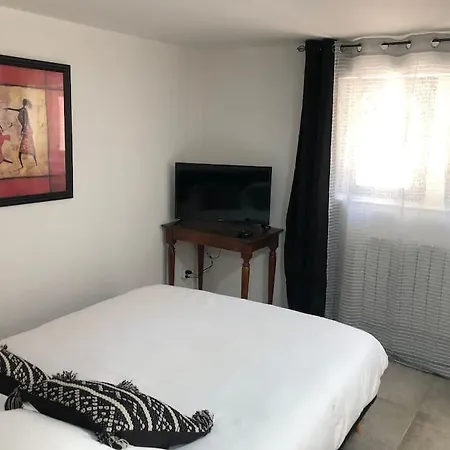 Sainte Cecile 8- Entre Sol Lumineux Et Vichy