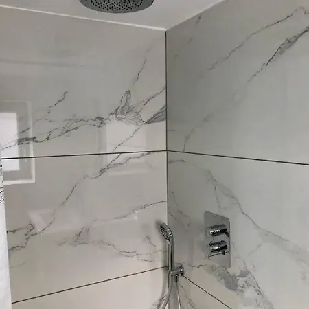 Appartement Sainte Cecile 8- Entre Sol Lumineux Et Vichy